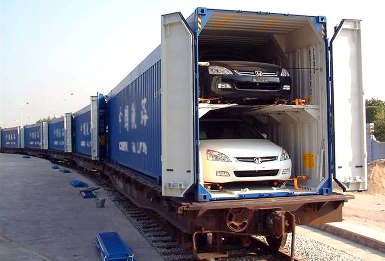 Железнодорожные перевозки автомобиля  из Кемерова в Симферополя